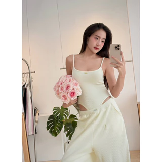 [พร้อมส่ง] ISSEY BODYSUIT เสื้อสายเดี่ยว บอดี้สูท Unigam