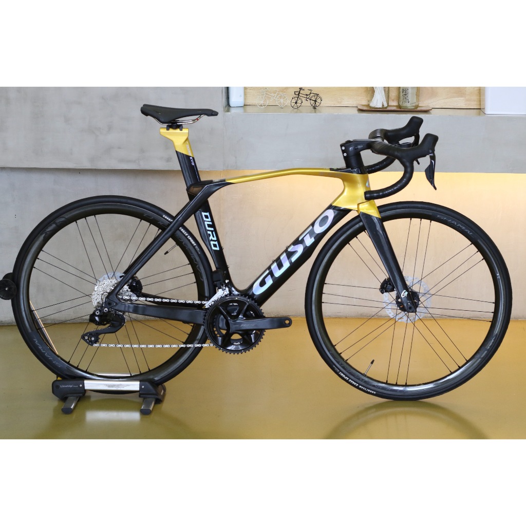 จักรยานเสือหมอบ Gusto รุ่น DURO EVO SPORT LEGEND 105 R7170 Di2 12 Speed Size S/1 (ปี2023)
