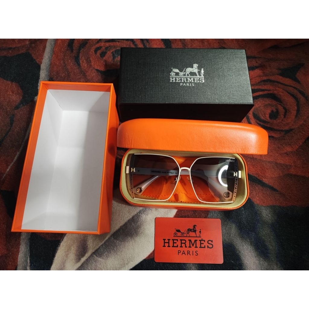 แว่นกันแดดแบรนด์เนม HERMES เก๋ๆ
