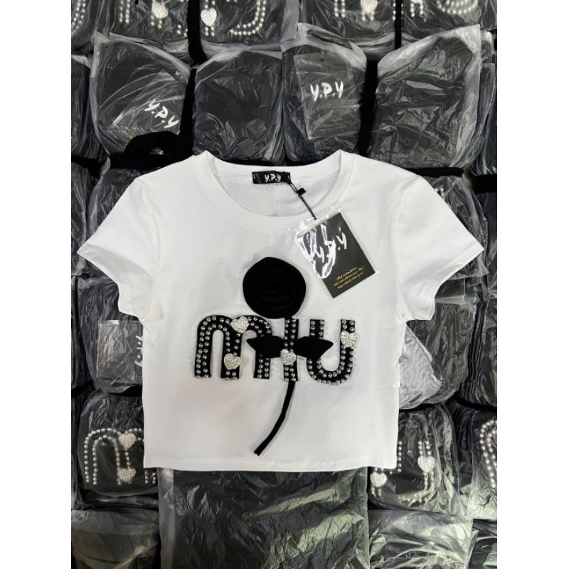 GN พร้อมส่ง เสื้อครอปรุ่นเป๊ะติดอะไหล่เพชรแน่นๆสวยอลังใส่แมทได้หลายลุคผ้าเนื้อดีใส่หน้าร้อนสบายผ้ายูนิโคล งานป้ายy.p.y ราคา ถูกที่สุด ดีลบีเคเค แกลเลอรีภาพที่ 7