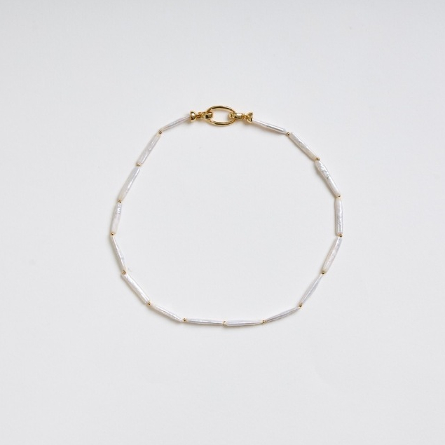 Pearlistic Golden Glimmer White Biwa Pearl Necklace สร้อยคอไข่มุกน้ำจืดทรงแท่งบิวะ