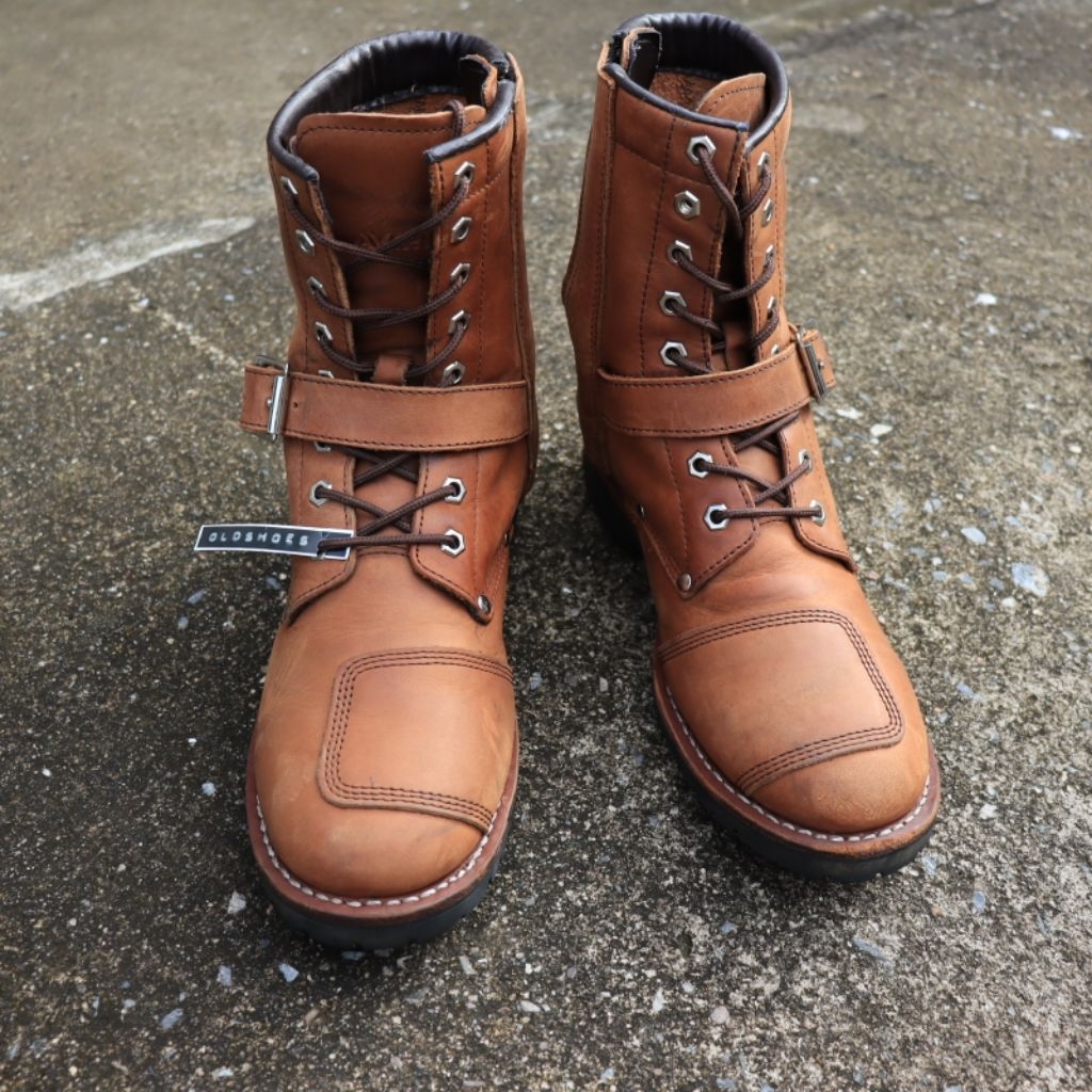 ส่งฟรี 7.5Us 25.5cm รองเท้า AVIREX YAMATO AV2100 Engineer Boots | มือสองสภาพดี แท้ by OldShoes