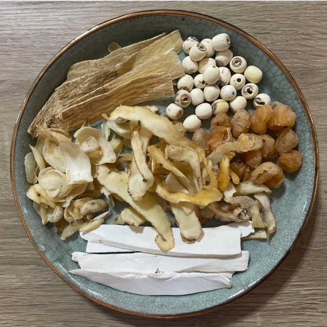 ชุดตุ๋นยาจีน สมุนไพร 6 ชนิด สูตรสิงคโปร์ Six Herbs Flavour Soup