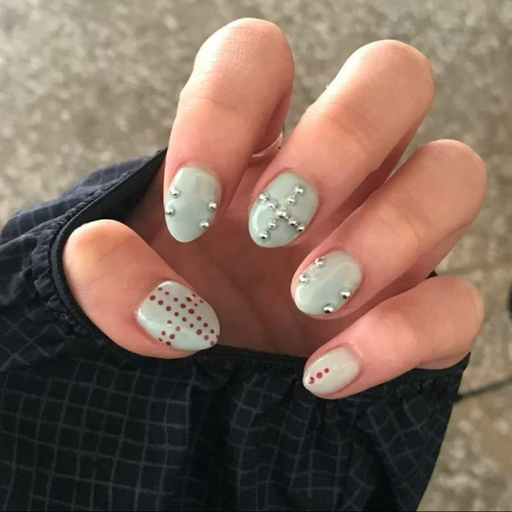 nailgel polka dot cool¨*•✞ ✧