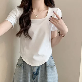 R.M⭐ เสื้อยืดแขนสั้นผู้หญิง คอเหลี่ยม ทรงไหล่ตั้ง เก็บทรงสวย ชายเสื้อไม่เท่ากัน เสื้อแฟชั่นเกาหลี T109