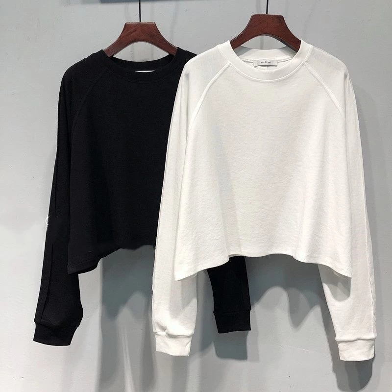 เสื้อครอปแขนยาวไซส์ใหญ่ สีพื้น oversize เสื้อผ้าสาวอวบมินิมอลทรงหลวมสไตล์เกาหลี เสื้อยืดสวยผู้หญิงแฟชั่นญี่ปุ่นมาใหม่