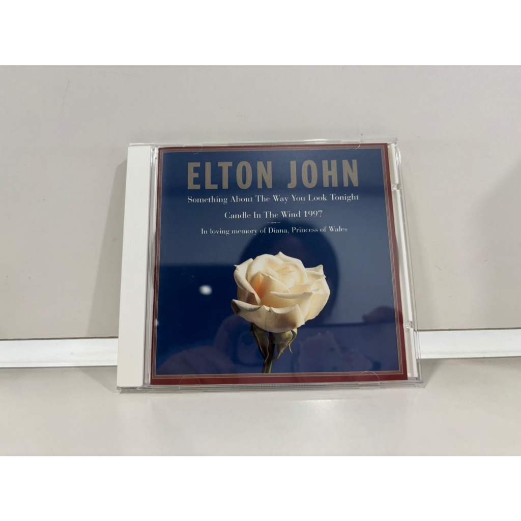 1 CD MUSIC  ซีดีเพลงสากล   ELTON JOHN Something About The Way You Look Tonight     (K1F70)