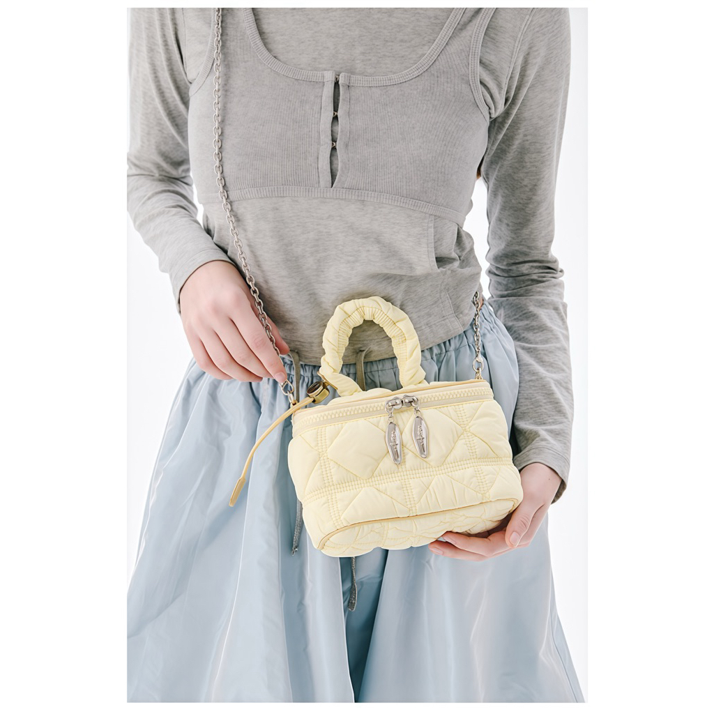 Carlyn Winnie Bag‼️📍