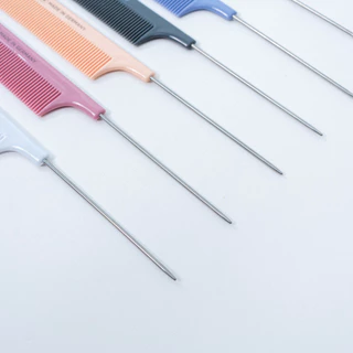 TITANIA Needle Comb หวีปลายเหล็ก หวีแสกผม ด้ามปลายเหล็ก ขนาด 21cm นำเข้าจากเยอรมัน (1 กล่องบรรจุ 1 ชิ้น)