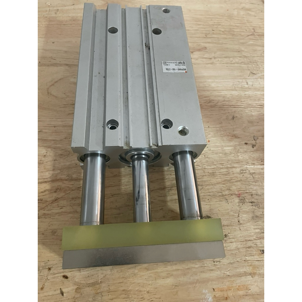 กระบอกลม SMC MGPM40-150