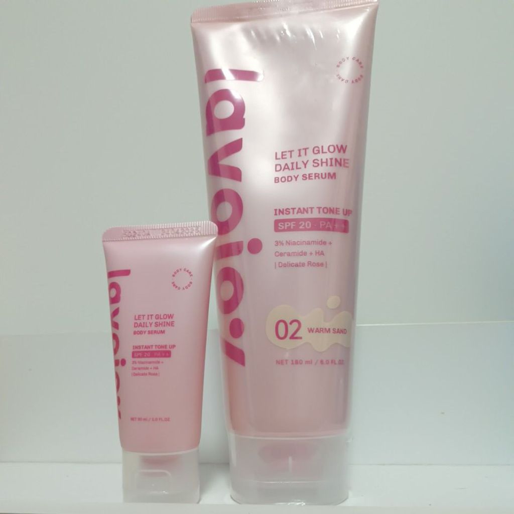 (1แถม 1)ครีมทาผิวขาว สว่าง ออร่าฟุ้ง Lavajoy 180ml.แถมฟรี30ml.(เบอร์2) สำหรับคนผิวเข้มหรือผิวสองสี