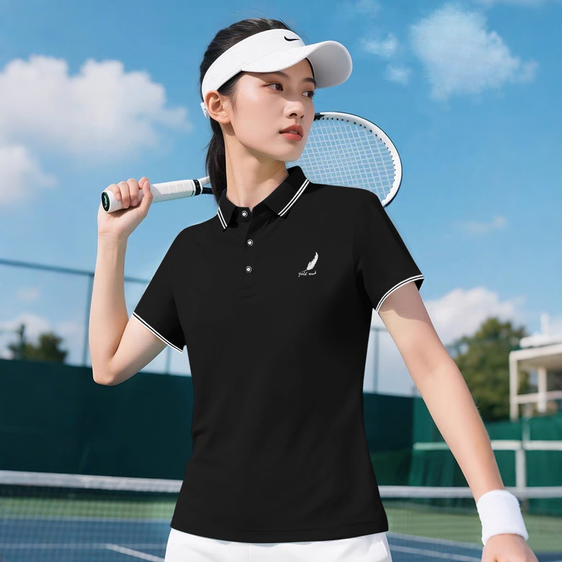 เสื้อโปโลสีดำสู้ เสื้อโปโลหญิง เสื้อโปโลลําลองเข้ารูปสําหรับผู้หญิง เสื้อคอปกผ้านิ่มใส่สบายไม่ต้องรีด Poloโทนเข้ม ทรงตรง