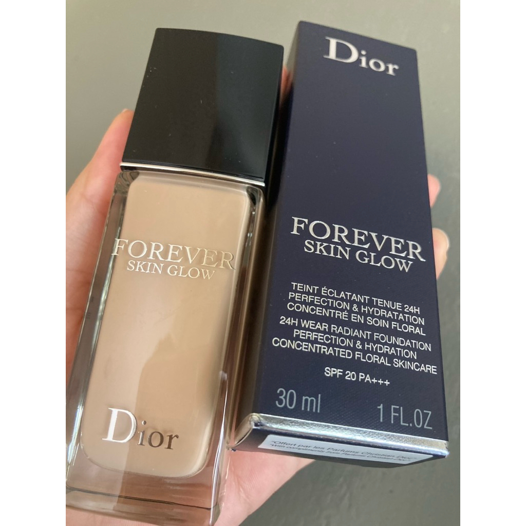 Dior glow foundation 1n new มีถุง