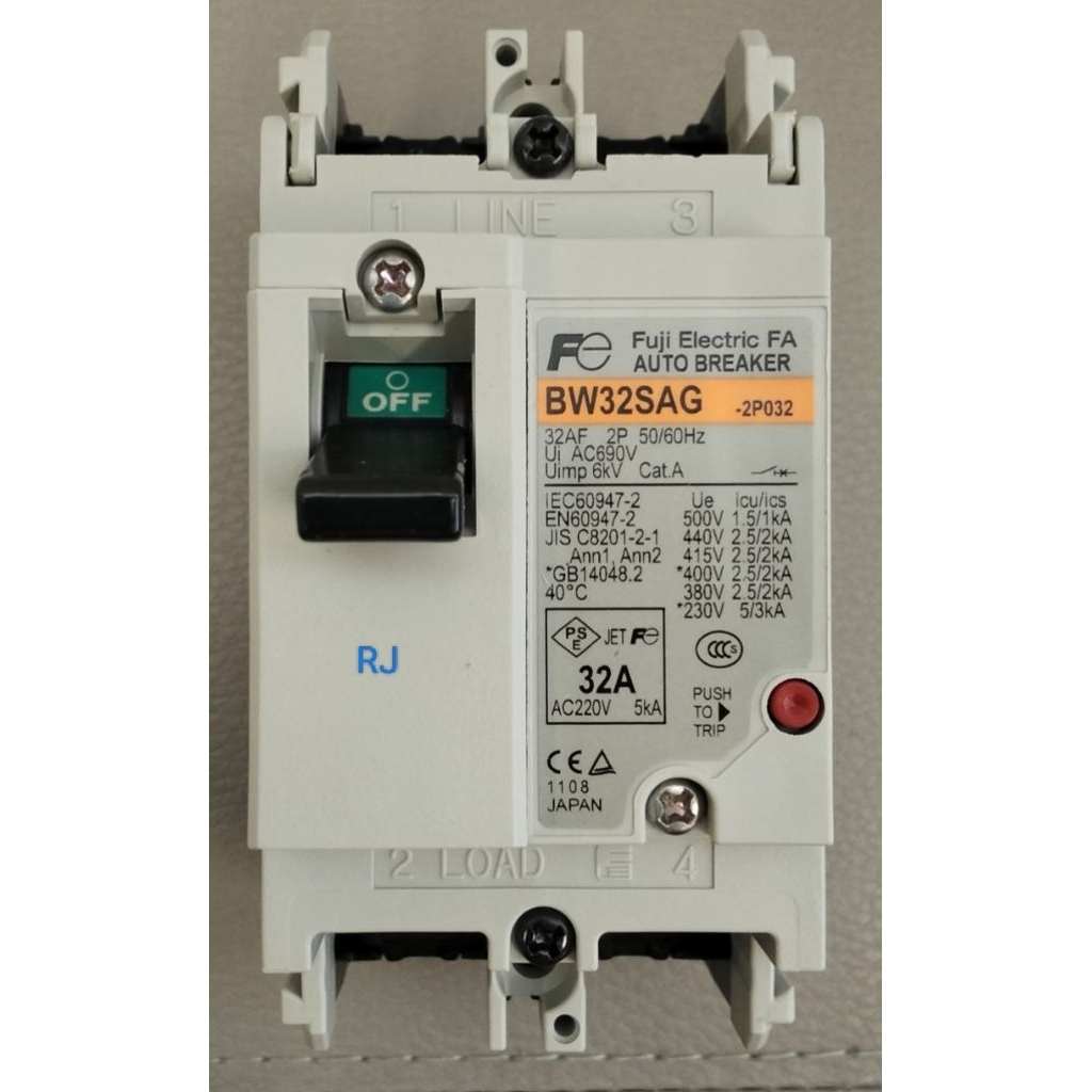 FUJI BW 32SAG 2P 32A