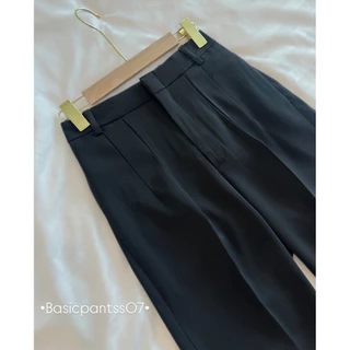 Basicpantss07 #สีดำ ทรงขากระบอกกลาง เอวสูง มีหูเข็มขัด ทรงสวยมากกก เนื้อผ้าลิลลี่ เนื้อลื่นทิ้งตัวนะคะ ใส่สบายสุดๆ