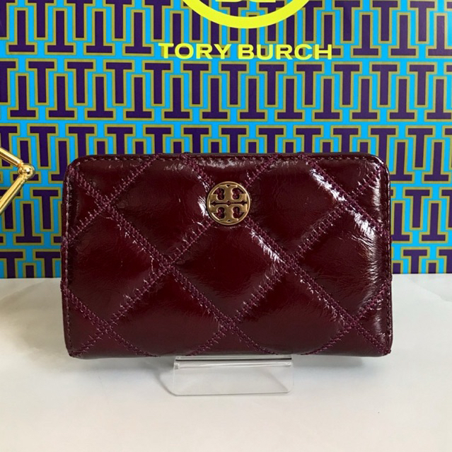 ✅🎀(สด-ผ่อน) 154368 TORRY Willa Shine Medium Card Wallet สี Fig Jam