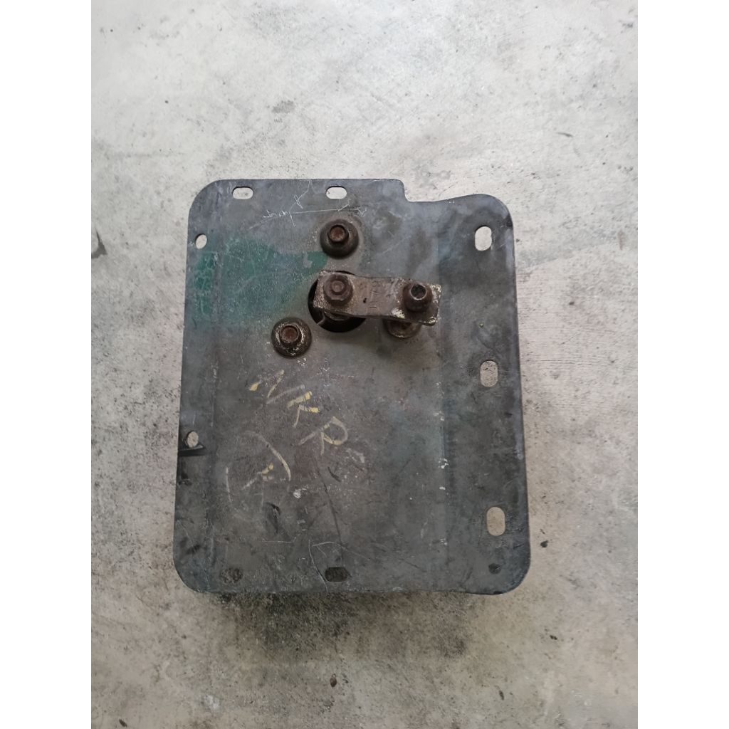 มอเตอร์ปัดน้ำฝน 24V. อีซูซุ เคเอส ISUZU KS 24V.