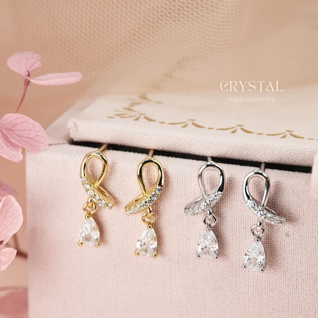nnjew ต่างหูเงินแท้ 92.5% (ทั้งตัวเรือน) รุ่น Crystal Ribbon Drops ทรง โบว์ ผู้หญิง