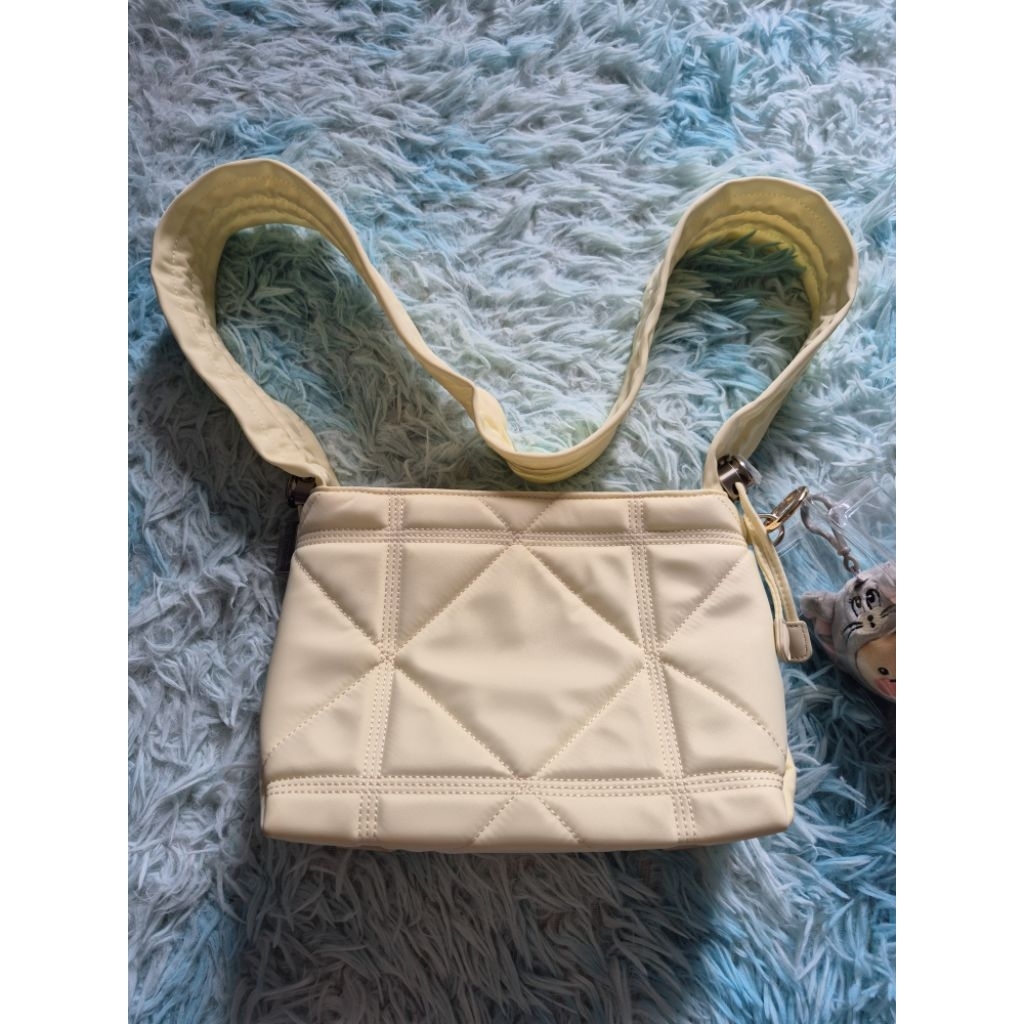 Carlyn REEVE Mini Cream Yellow