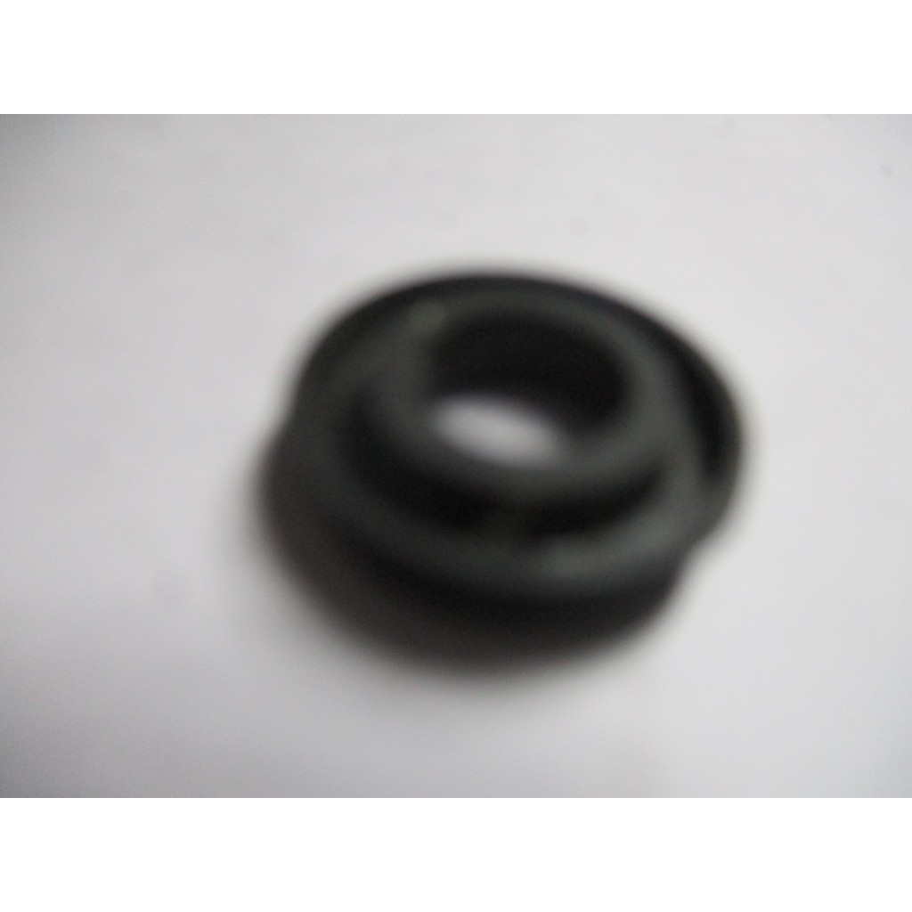 ลูกยางเบรกหลัง   AE101, ALTIS   SC-40573R       (11/16")    ราคา 1 ชิ้น