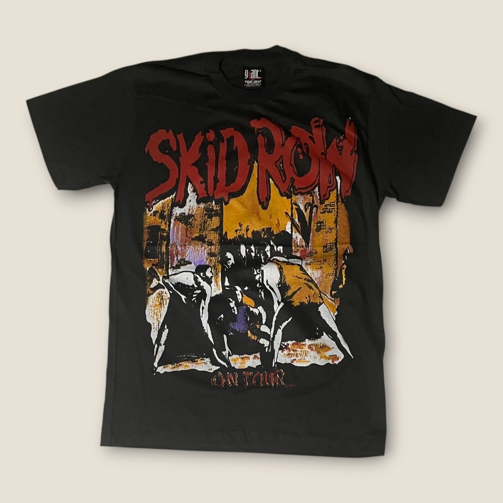 เสื้อวงSkid Row สไตล์วินเทจ สกรีนหน้าหลัง (M/L/XL)