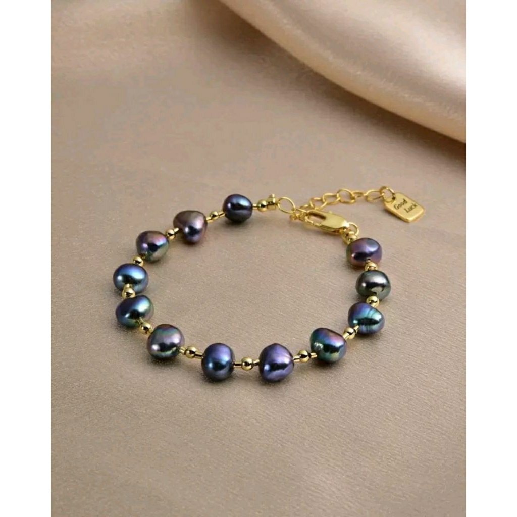 Ellanie Black Pearl Bracelet