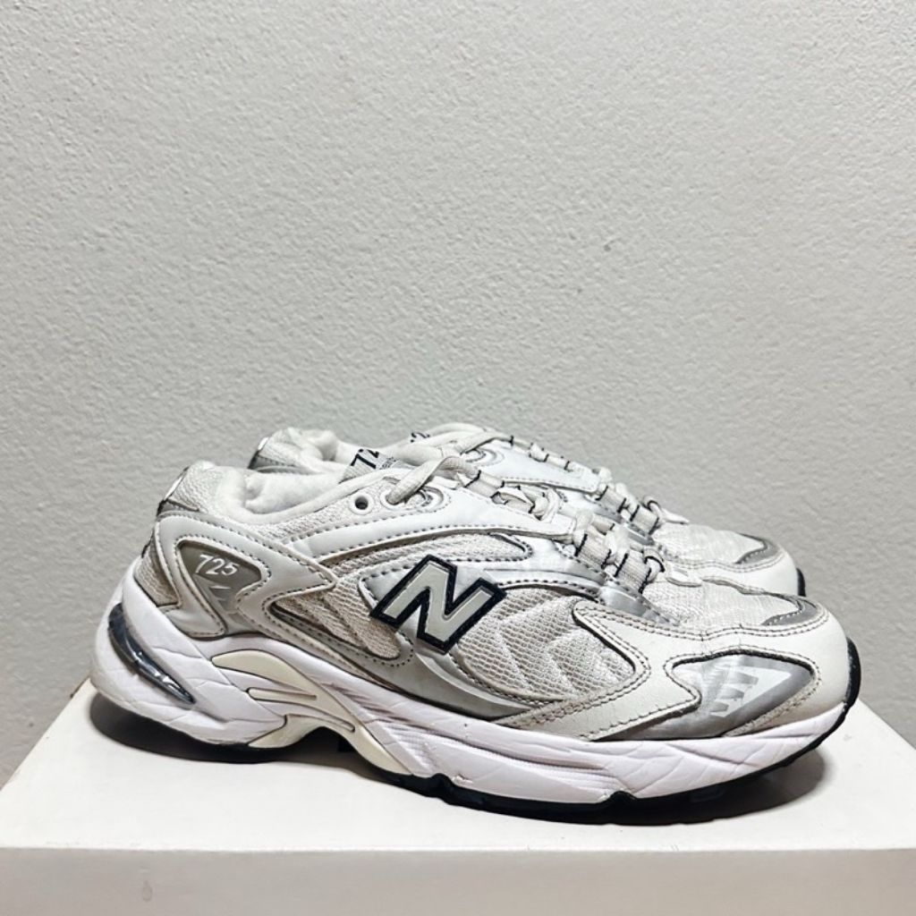 New balance725 37.5/23.5 มือสอง