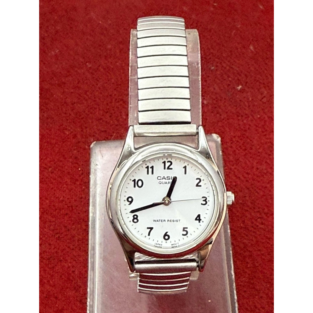 CASIO WATER RESIST Quartz ตัวเรือนชุบ นาฬิกาผู้หญิง มือสองของแท้