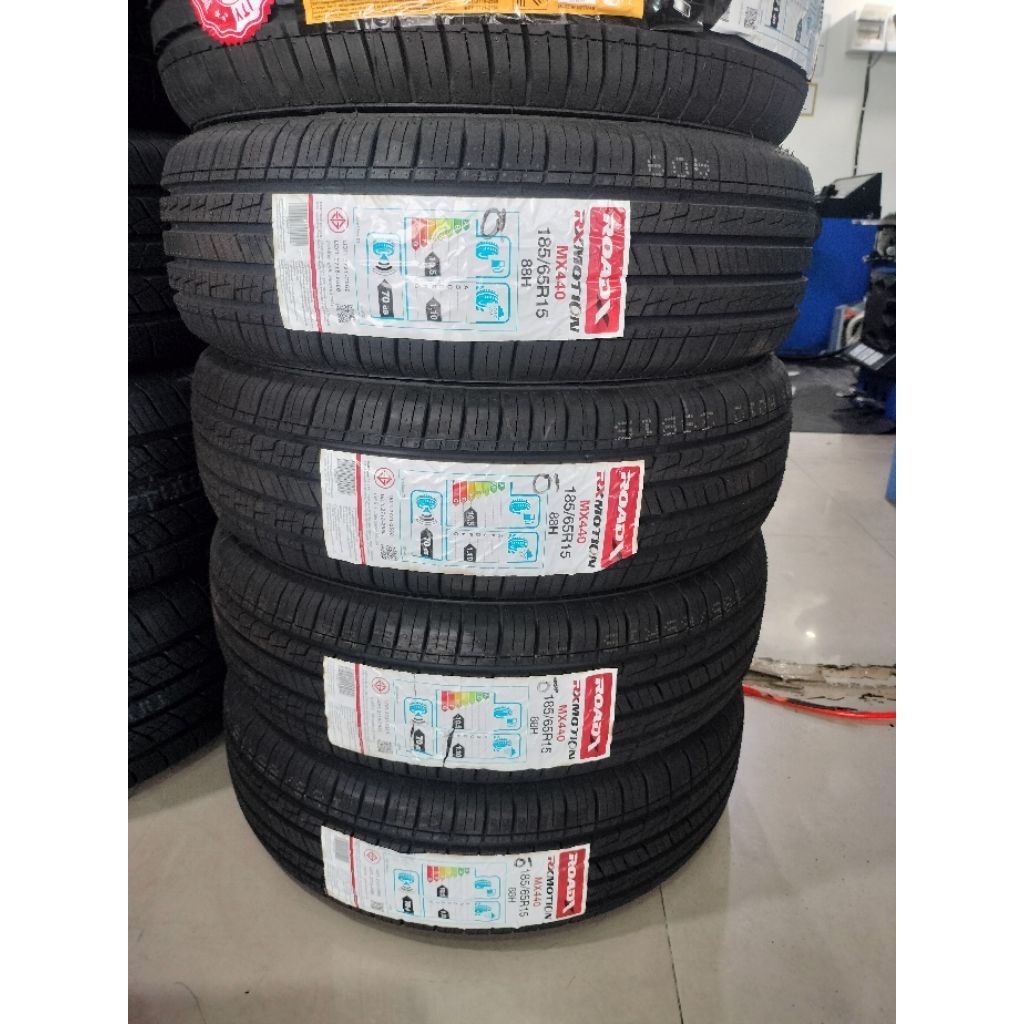 ยางรถเก๋ง 4เส้น ขอบ15 ผลิตปี25 ROADX 185/60-R15