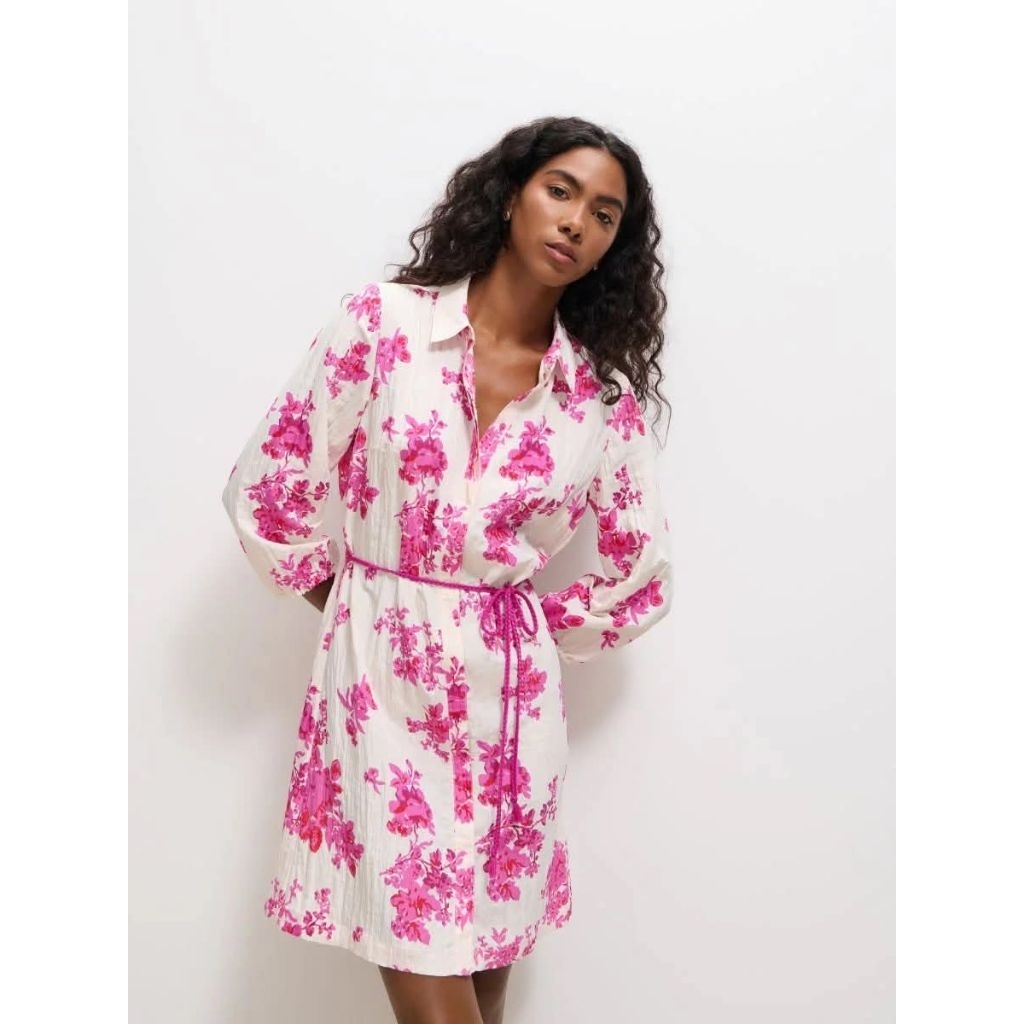 Sale!!!Mohito เดรส​เชิ้ต​ สีครีมลายดอกชมพู​ งาน​มือ​1​