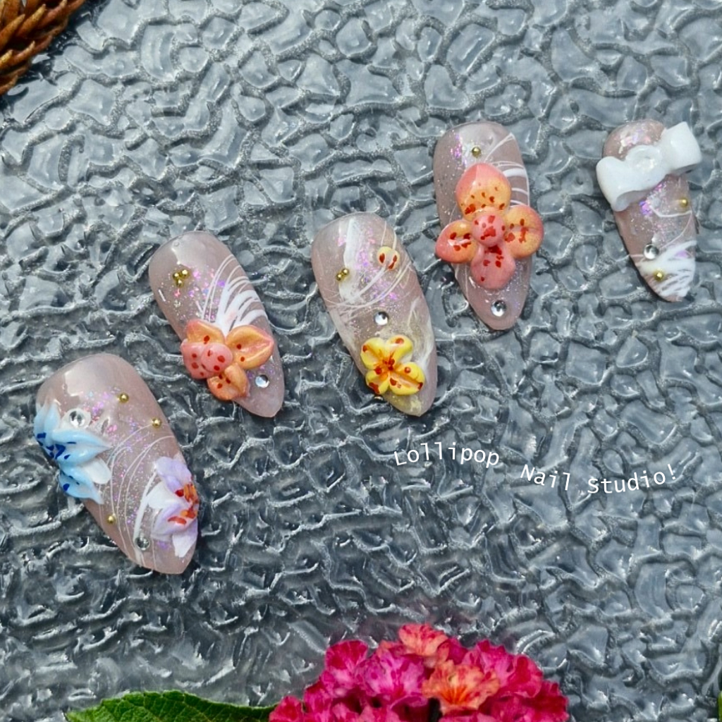 017 เล็บปลอมแฟชั่น พร้อมอุปกรณ์ในชุด (พร้อมส่ง) | Lollipop Nail Studio