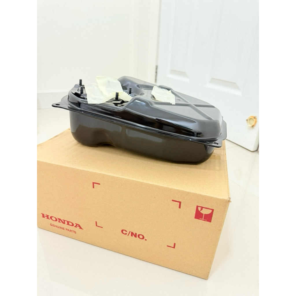 17510-KPH-700 ถังน้ำมัน W125iบังลมหัวฉีด (สินค้าหายาก) แท้เบิกศูนย์