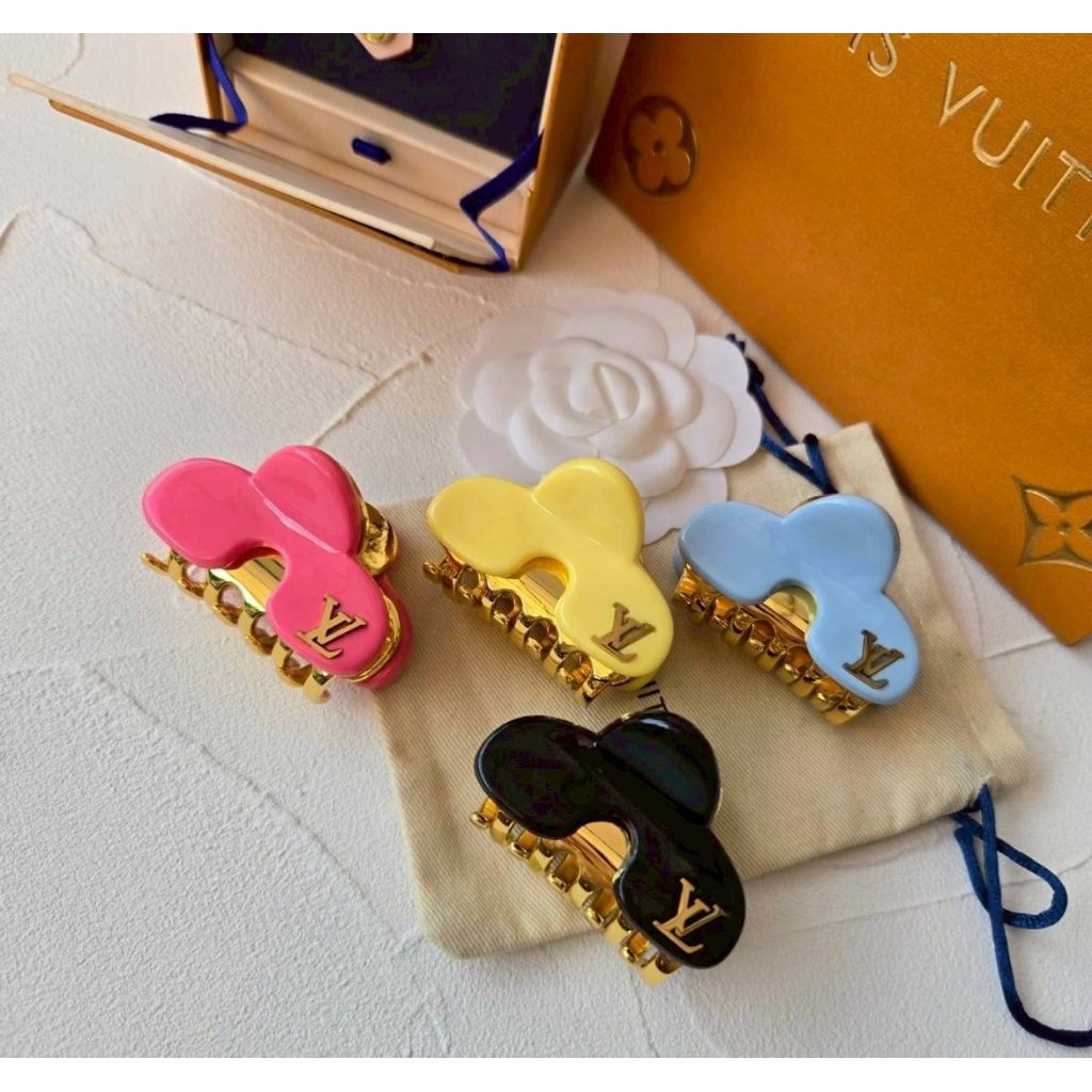 กิ๊ฟLV งานสวย งานคุณภาพVIP งานเทียบงานสวยเป๊ะ ส่งจากไทย🇹🇭