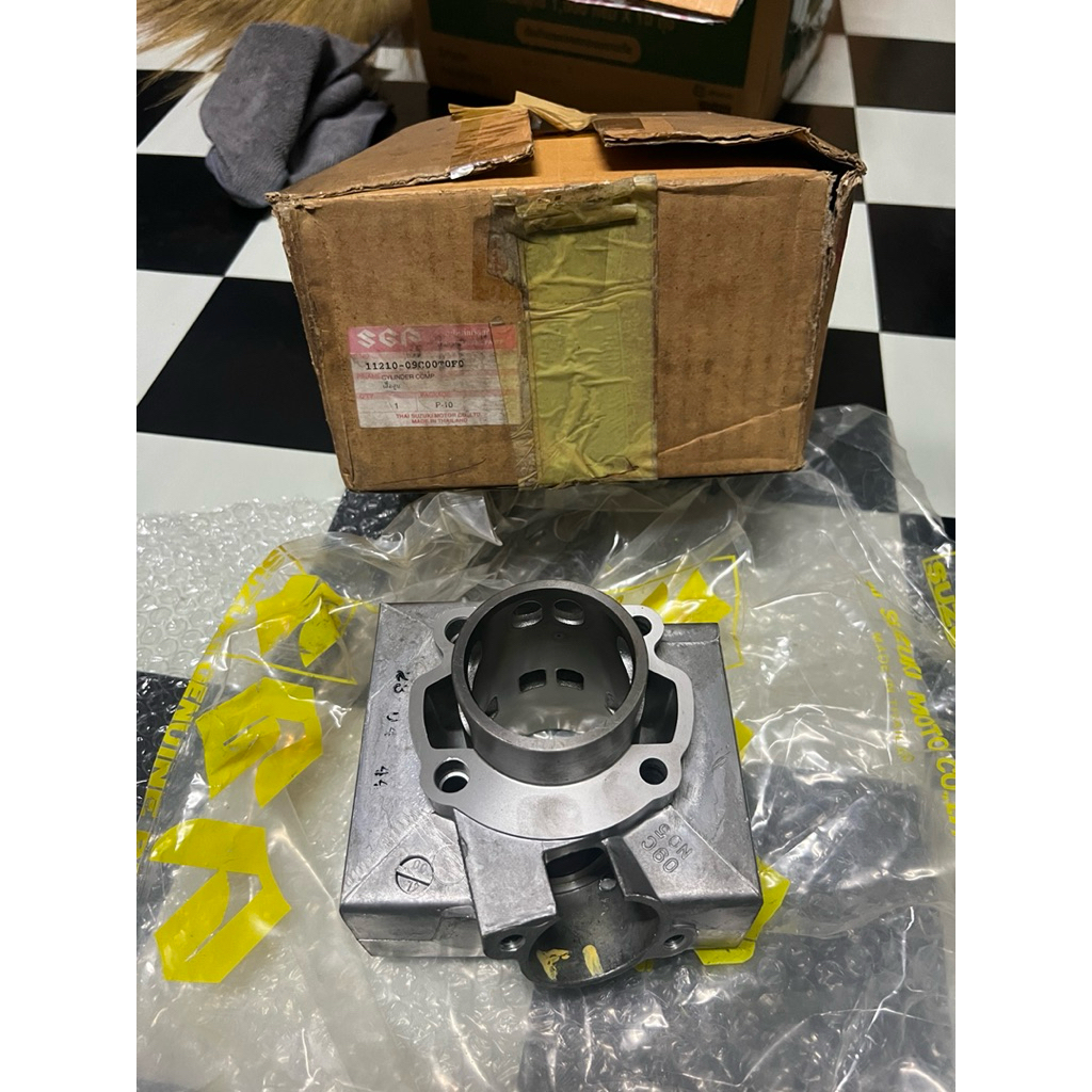 เสื้อสูบRC100 STDแท้ใหม่ในกล่อง