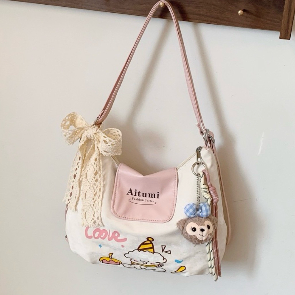 NT SHOP Official สินค้าพร้อมส่ง กระเป๋าสะพายไหล่ผู้หญิง ลายการ์ตูนหวานๆ น่ารักๆ ปรับสะพายหลังก็ได้