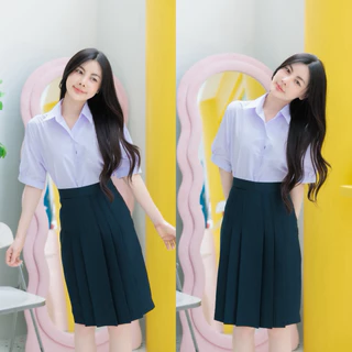 กระโปรงนักเรียนทรงแคบ ผ้ามันดีวาย สีดำ-สีกรมเข้ม ความยาว 22"- 26" เอว 23-34 ตีเกร็ด 5.5 นิ้ว ทรงสวยไม่เป็นซุ่ม