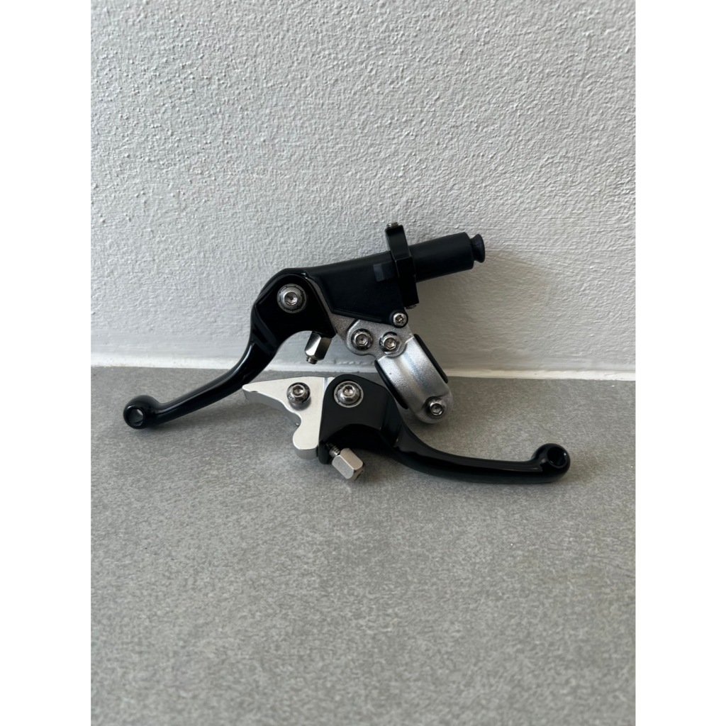 มือเบรคมือครัช WR155 คลัทช์ 7/8นิ้ว 22มม ดำ