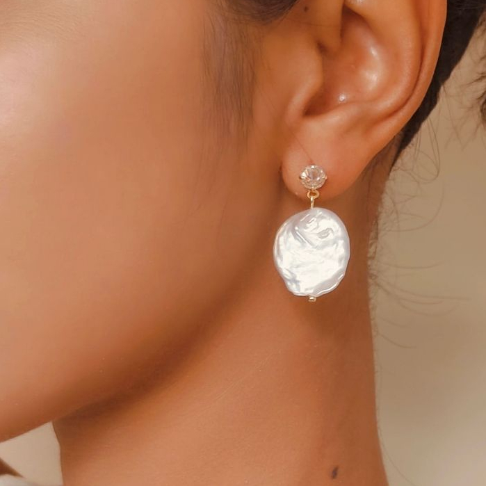 Vachana - Baroque Pearl Keshi Cz Earrings (ต่างหูไข่มุกแท้)