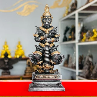 ท้าวเวสสุวรรณ แร่เหล็กน้ำพี้ ขนาดเล็ก ฐานกว้าง2นิ้วสูง4.5นิ้ว เเถมฟรีคาถาบูชา พระผงแร่เหล็กน้ำพี้ เเละทูป