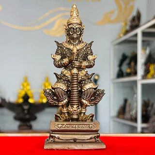 ท้าวเวสสุวรรณ แร่เหล็กน้ำพี้ ขนาดเล็ก ฐานกว้าง2นิ้วสูง4.5นิ้ว เเถมฟรีคาถาบูชา พระผงแร่เหล็กน้ำพี้ เเละทูป