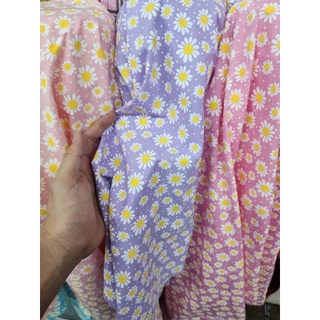 ผ้าเมตร หลา ลายดอกไม้ เดซี่ ตัดชุด​ ผ้าคอตตอลผสม ถ่ายพร็อพ ฉาก ผ้าปู ปูโต๊ะ กว้าง 110-115 cm