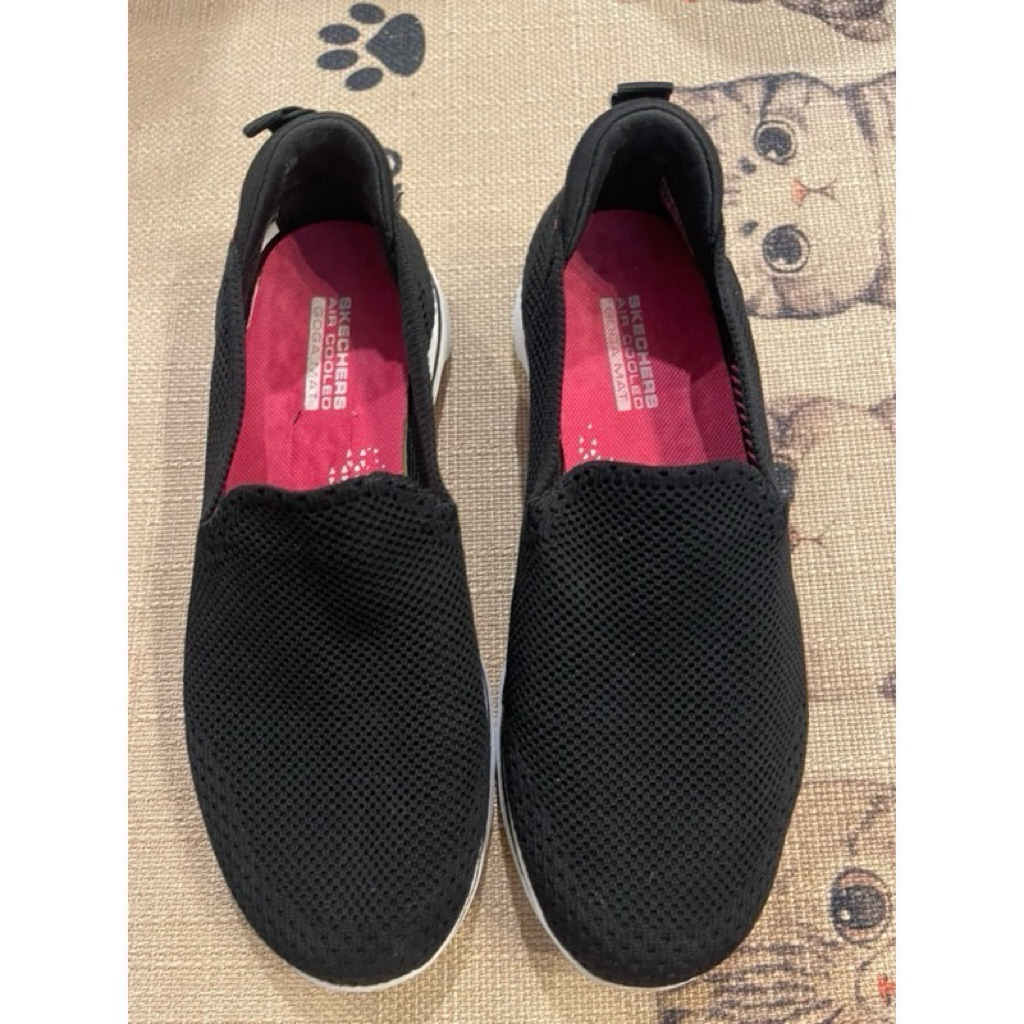 รองเท้าsketcher มือ2ของแท้