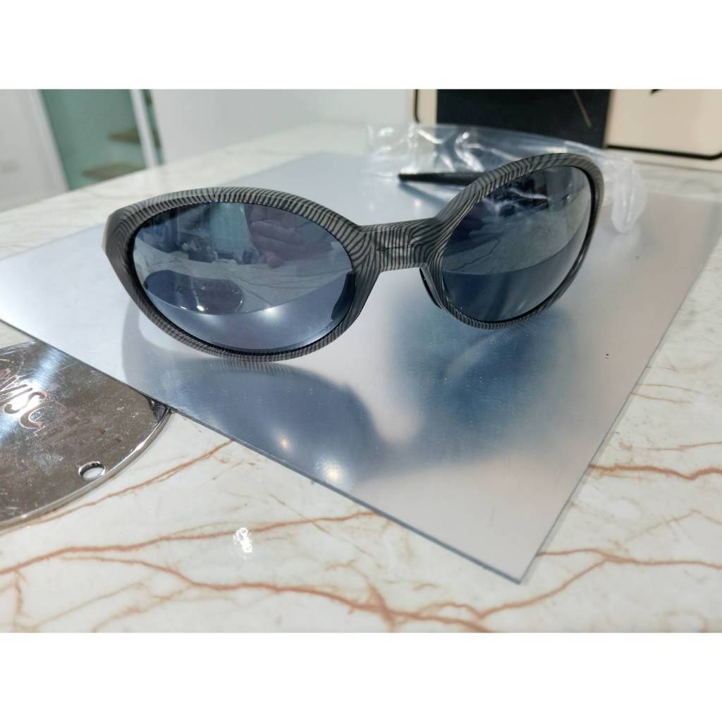 แว่นกันแดด eye jacket redux Matte Grey Ink Fingerprint