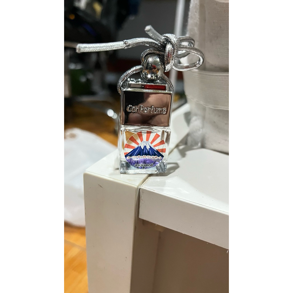 น้ำหอมรถยนต์แขวน Essences Car Perfume (กลิ่นสปอร์ตCK) หอมละมุน อยู่ทนนาน