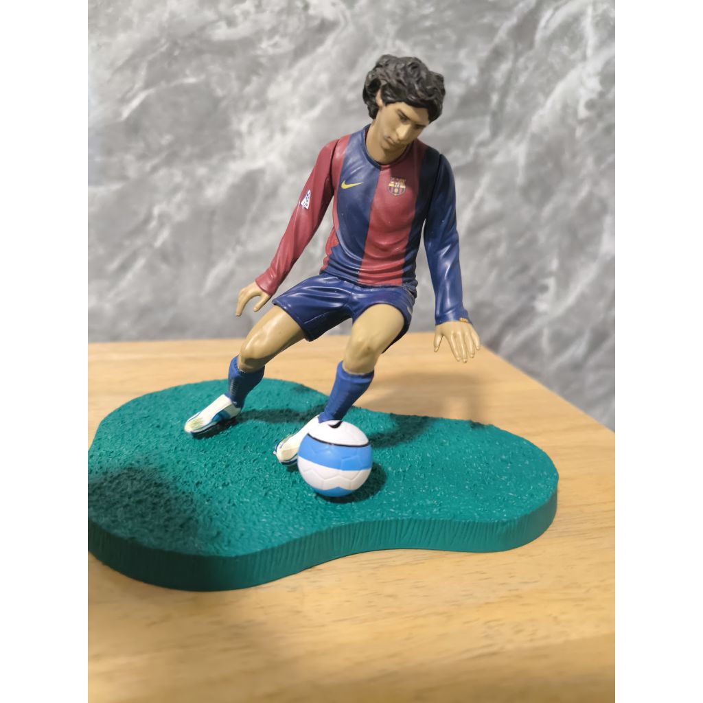 โมเดลนักฟุตบอล ลิโอเนล เมสซี่  Messi Bacelona Ft Champs ขนาด6นิ้ว15ซม.