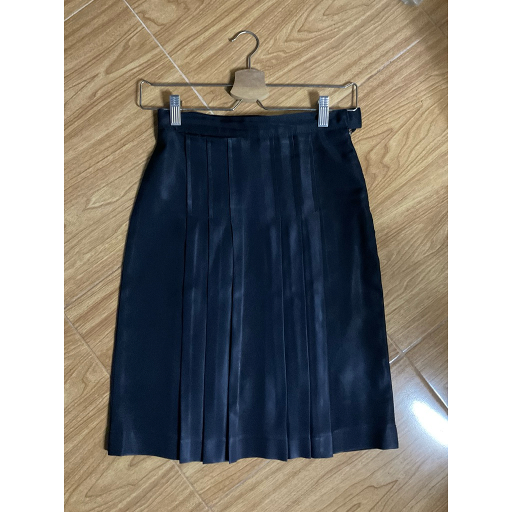 กระโปรงนักเรียนส่งแคบ Big One มือสอง 🛒เอว25ยาว23