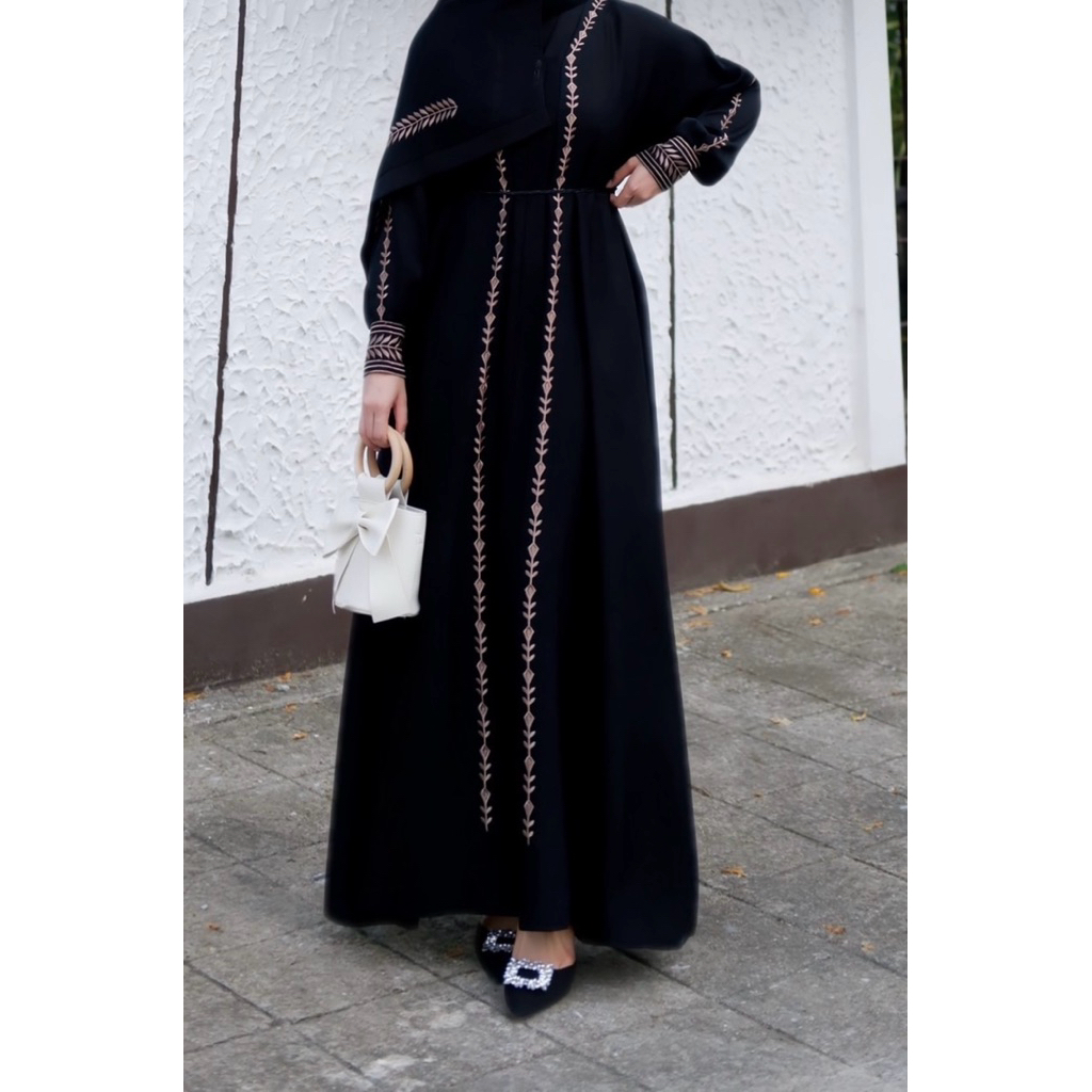 🇹🇭🇸🇦พร้อมส่งในไทย💥Abaya Dubai 🤩อาบาย่าดูไบ ผ้านาดา ฟรี!!ผ้าคลุม1ผืน ปักแน่น ปักสวย มีหลายสี