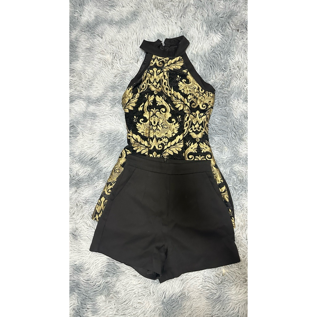 งานเซ็ท 2 ชิ้นป้าย vora