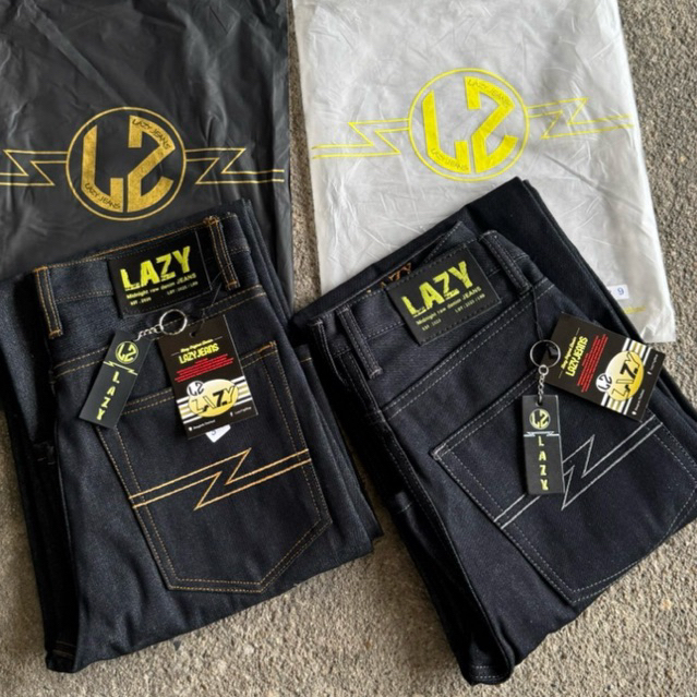 กางเกงยีนส์ผ้าดิบ 16 ออนซ์ ขากระบอกใหญ่ป้าย LAZY ดีเทลใหม่ล่าสุด