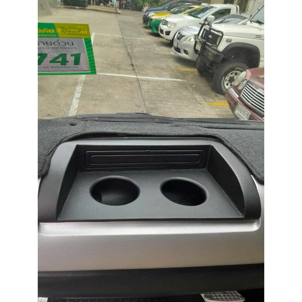 เกะวางแก้วหน้ารถสำหรับรถตู้คอมมูเตอร์ปี05-ปี2018